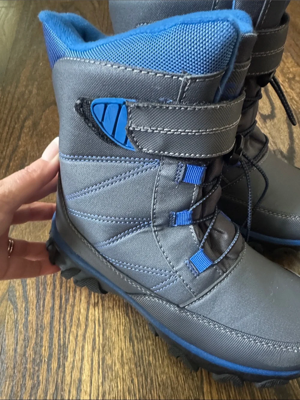 DSG Kids Winter Boots - Gray with Blue Accents